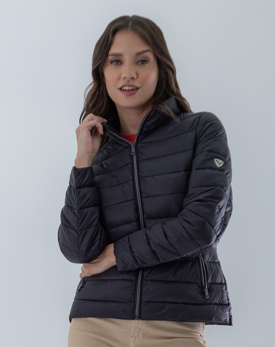 Chamarra Con Gorro Oculto SERENITY 25