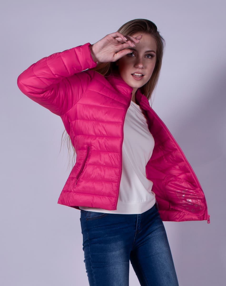 Chamarra Acolchada con Gorro SERENITY 21