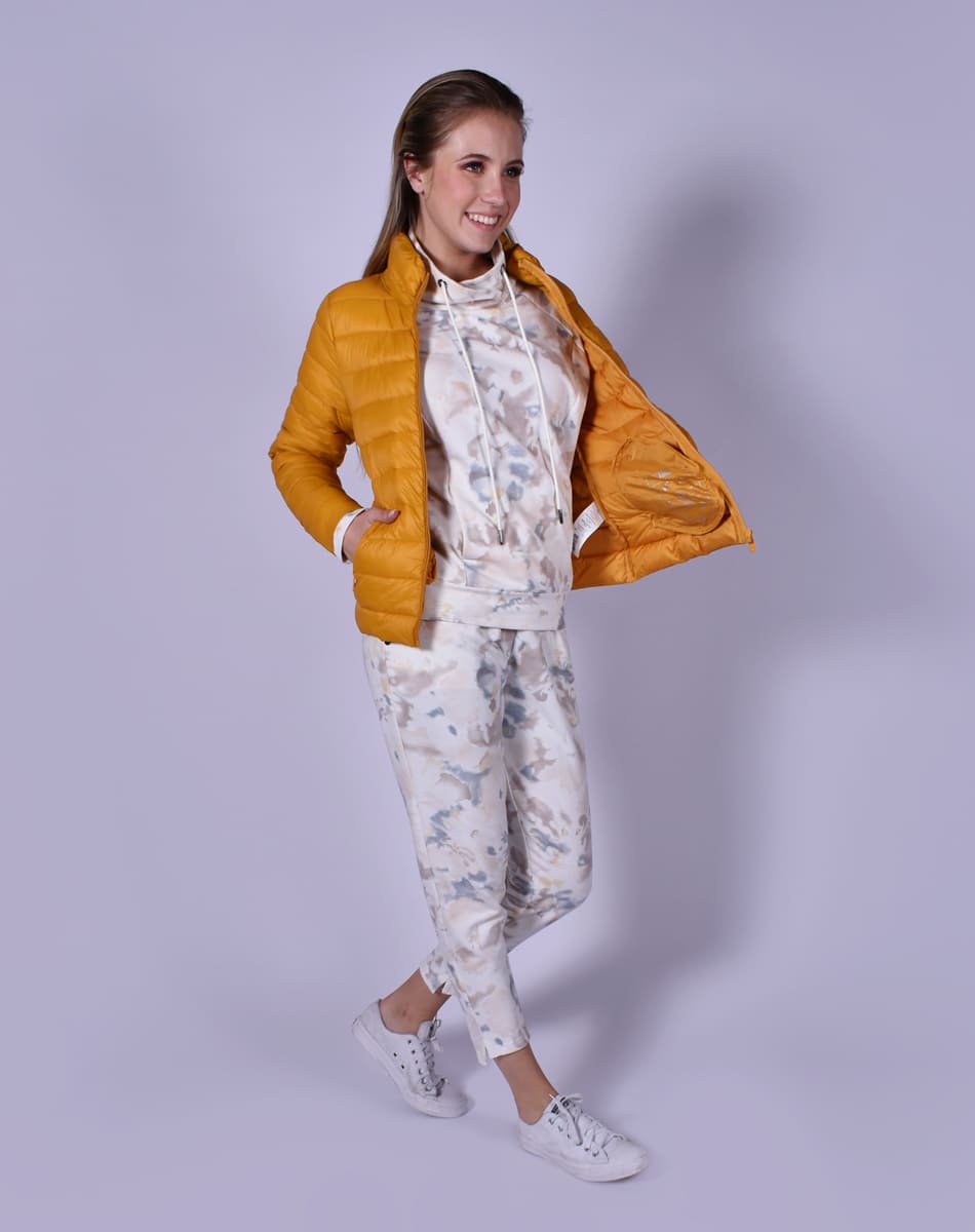 Chamarra Acolchada con Gorro SERENITY 21