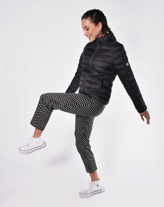 Chamarra Acolchada con Gorro SERENITY 21