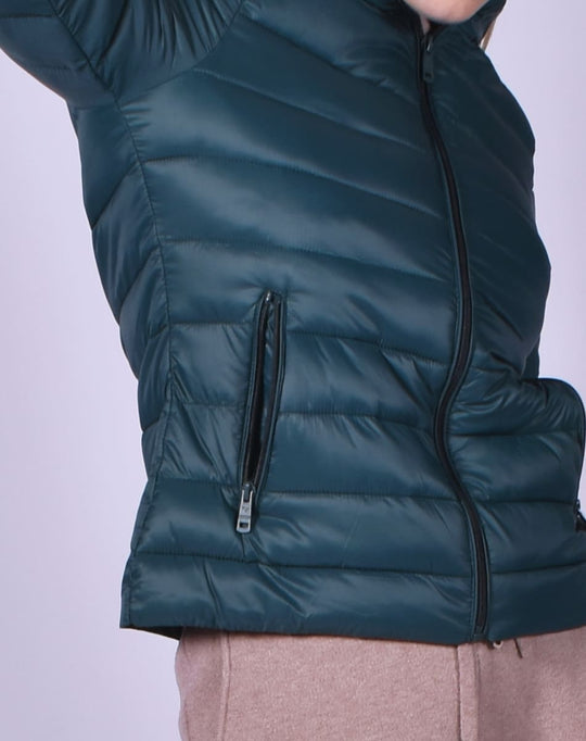 Chamarra Acolchada con Gorro SERENITY 21