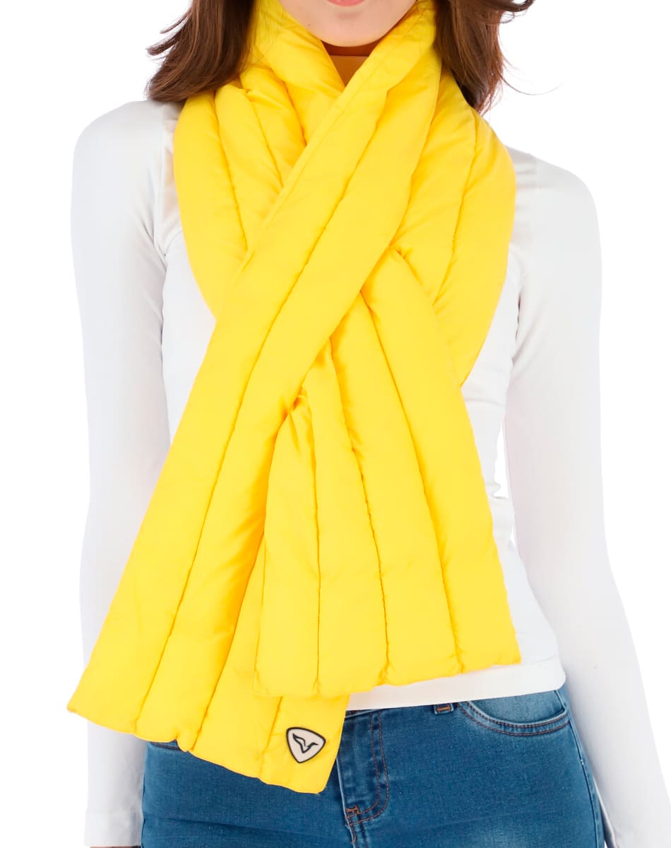 Fussy puffer scarf