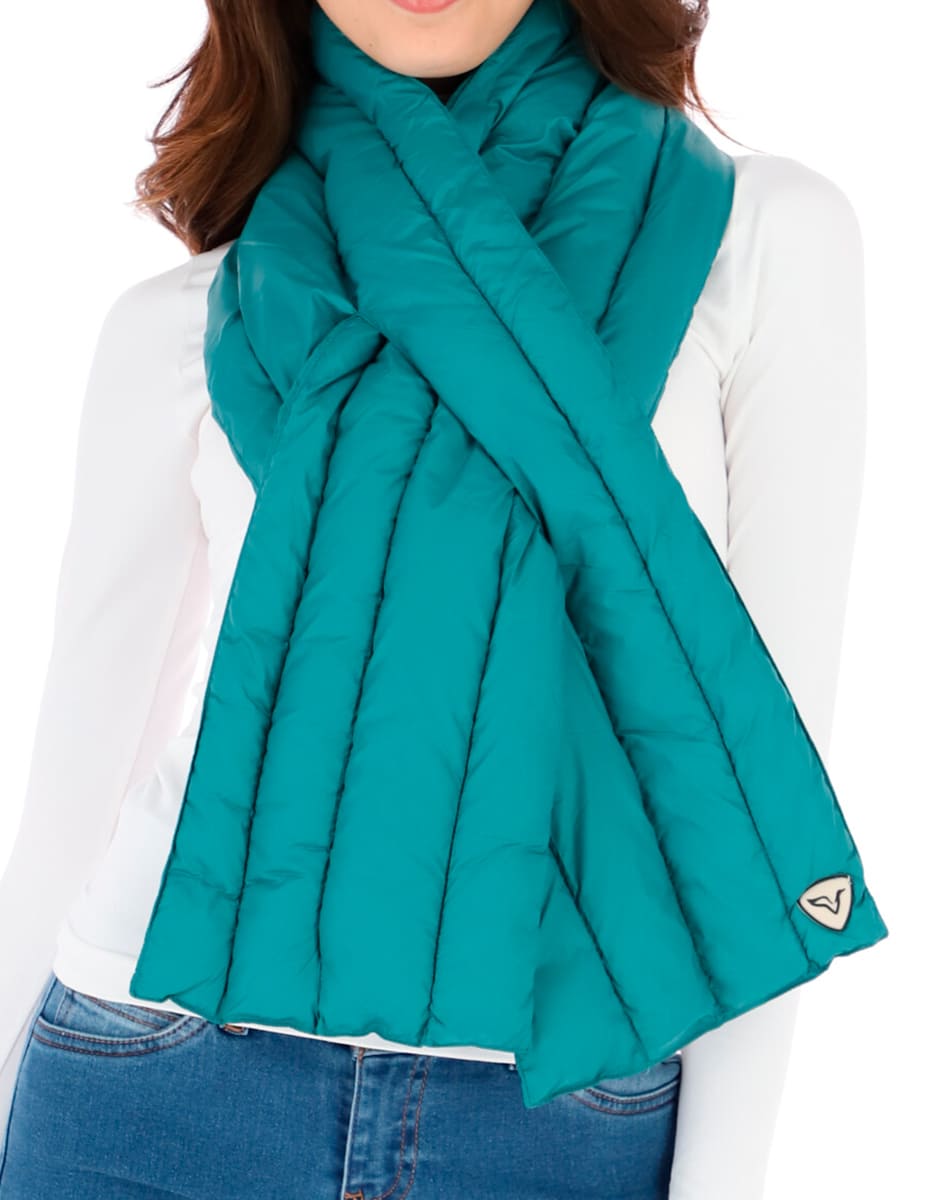 Fussy puffer scarf