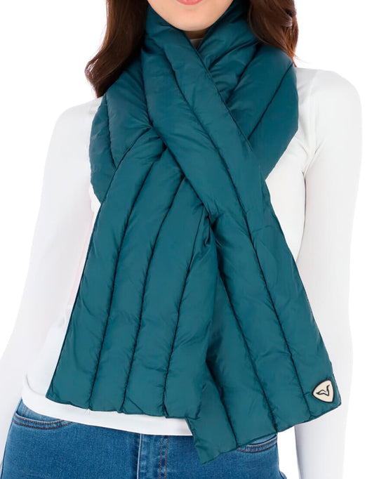 Fussy puffer scarf
