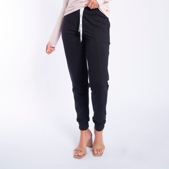 Lightweight and comfortable pants